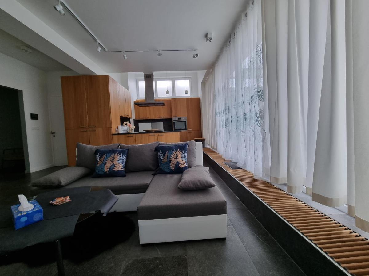 Bb Guesthouse Wezembeek-Oppem Εξωτερικό φωτογραφία